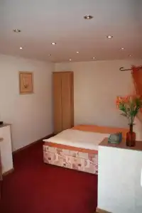 Zur Wasserburg - 50