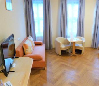 Mühlhäuser Hof - 1