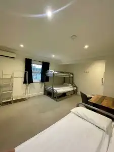 The Dawson Hostel - 5