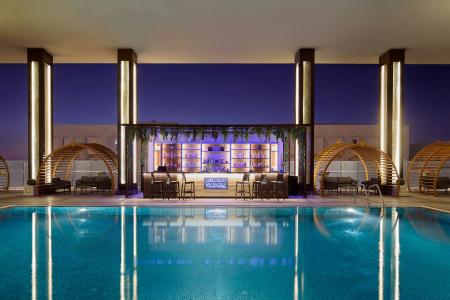 DoubleTree by Hilton Doha - Al Sadd - 13