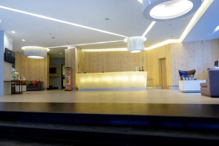 J Residence - 25