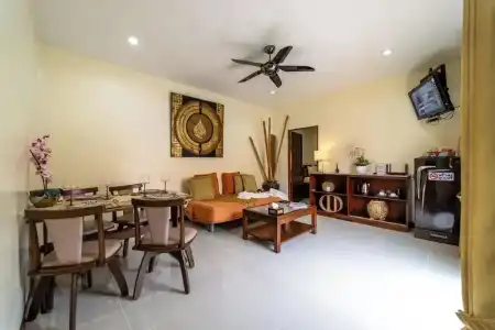 Siam Court - 9