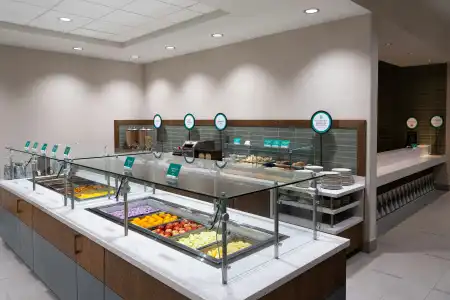 Embassy Suites Lincoln - 41