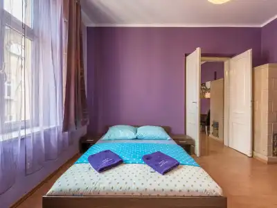 Hostel 70S - 2