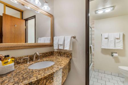 Best Western Plus Monterey Inn - 52