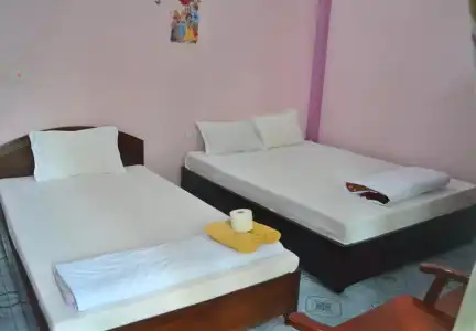 Mr.Zoom Backpacker Hostel - 4