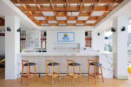 Days Inn by Wyndham Patong Beach Phuket - 17