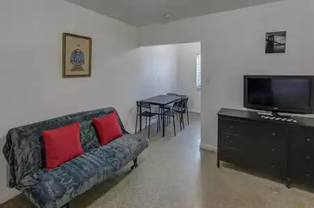 Green Seas Motel - 98