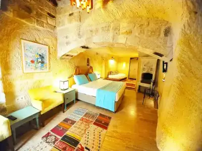 Acropolis Cave Suite - 81