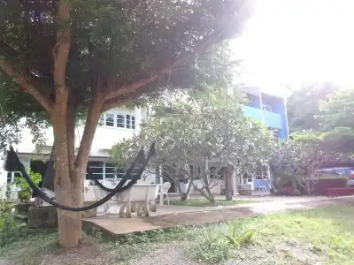 Albatross Guesthouse Thungwualaen Beach - 12