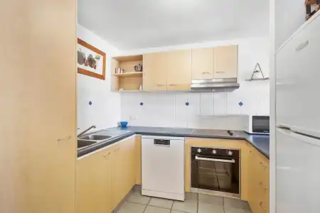 Bella Mare Beachside Apartments - 49