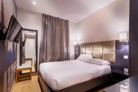 Hôtel Jenner - 10