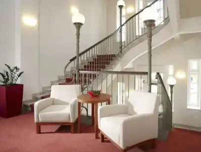 Harvey Spa - 14