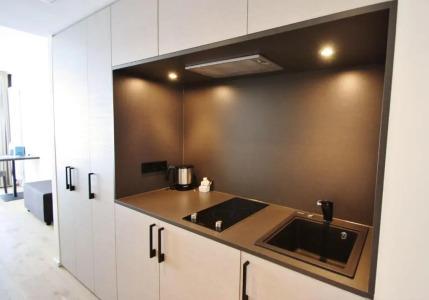 SUYTES Business Studios - 104