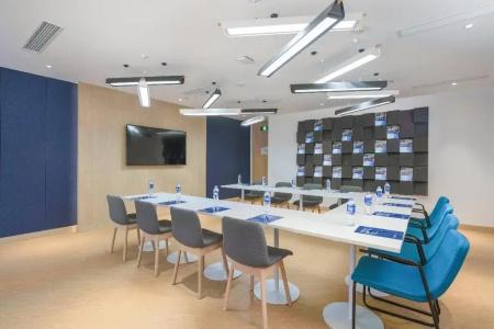 Holiday Inn Express Hangzhou Jiuzhou by IHG - 11