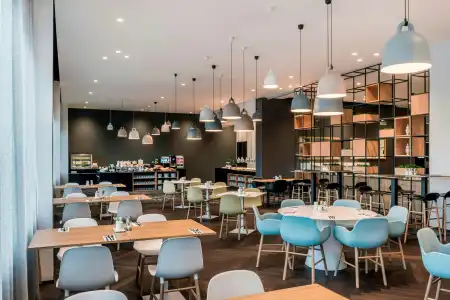 Courtyard by Marriott Brno - 21