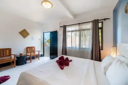 Crystal Bay Beach Resort - 38