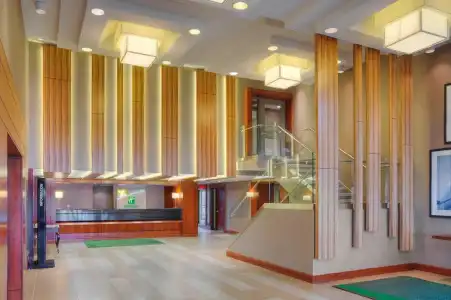 Holiday Inn Toronto Airport East by IHG - 11
