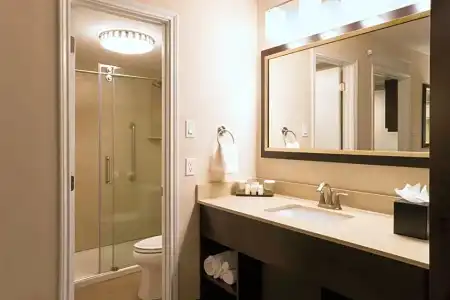 Embassy Suites Corpus Christi - 46