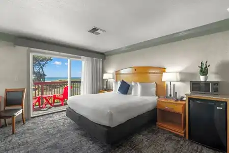 Beachcomber Motel - 63