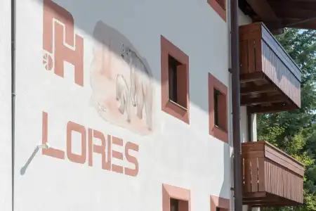 Apartments Lores - 0