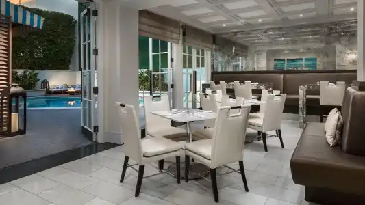The Mosaic - Beverly Hills - 42