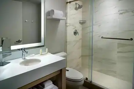 Courtyard by Marriott Miami Coconut Grove - 64