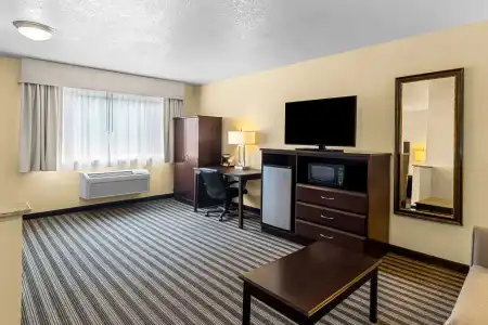 Quality Inn & Suites Vancouver - Hazel Dell - 72
