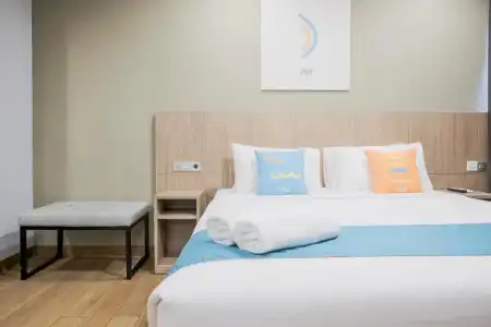 RedDoorz Premium near CBD Puri Indah - 38