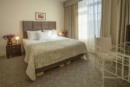 Mamaison Residence Izabella Budapest - 5