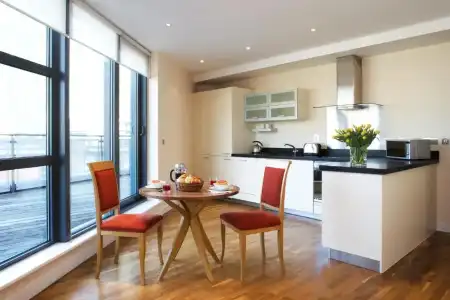 Marlin Apartments Canary Wharf - 80