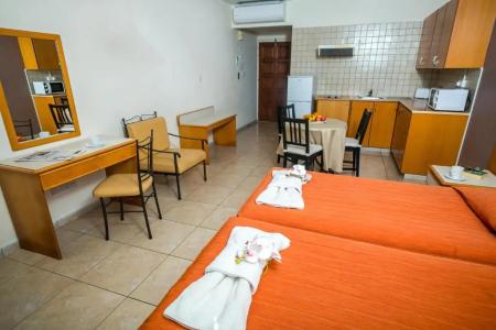 Crystallo Apartments - 15