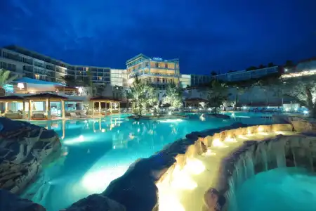 Amfora Hvar Grand Beach Resort - 15