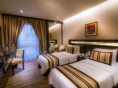 Golden Tulip - 58