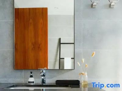 Em Oi Boutique - 111