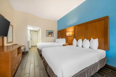 Tropical Winds Resort - 108