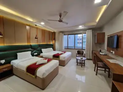 Darcys International - 5