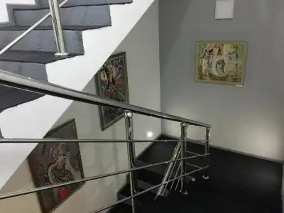 Jules Verne Hostel - 8
