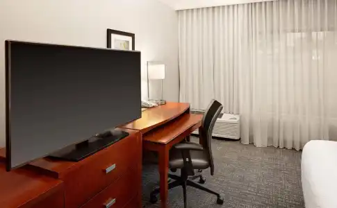 Courtyard by Marriott Houston Rice University - 2