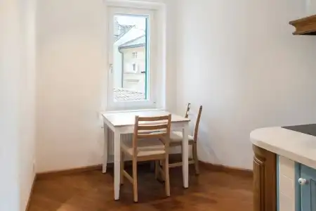 Feichter & Living - 40
