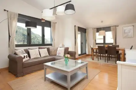 Tarter Mountain Suites - 100