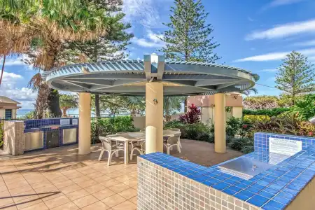 Oceana on Broadbeach - 19