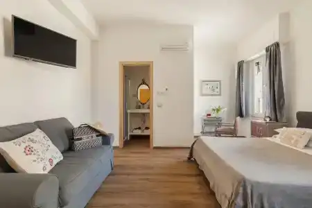 Guest House Maison 6 - 66
