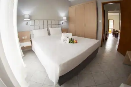 Aegialis Apartments - 13