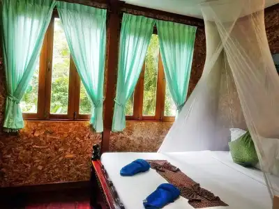 Tree Top River Huts - 103