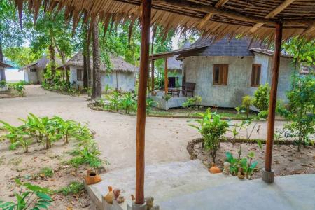 The Tropical Beach Resort - 72