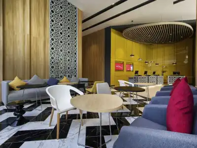 Novotel Bangkok Sukhumvit 4 - 13
