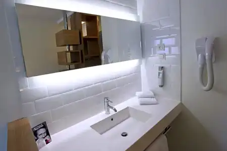 ibis Styles Nimes Gare Centre - 44