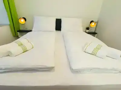 Bestprice Aachen Hauptbahnhof - 12