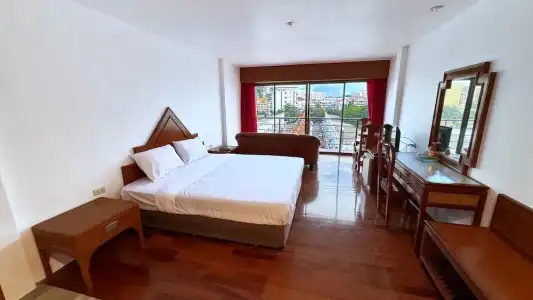 Highfive Guest House - 23